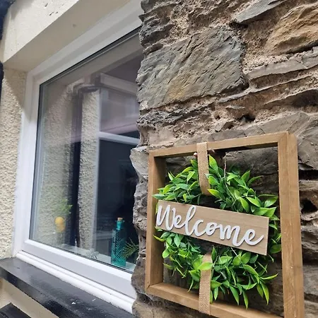 Courtyard Дом отдыха *