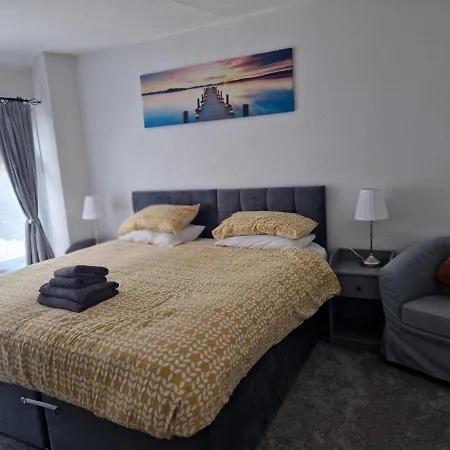 Courtyard * Картмел